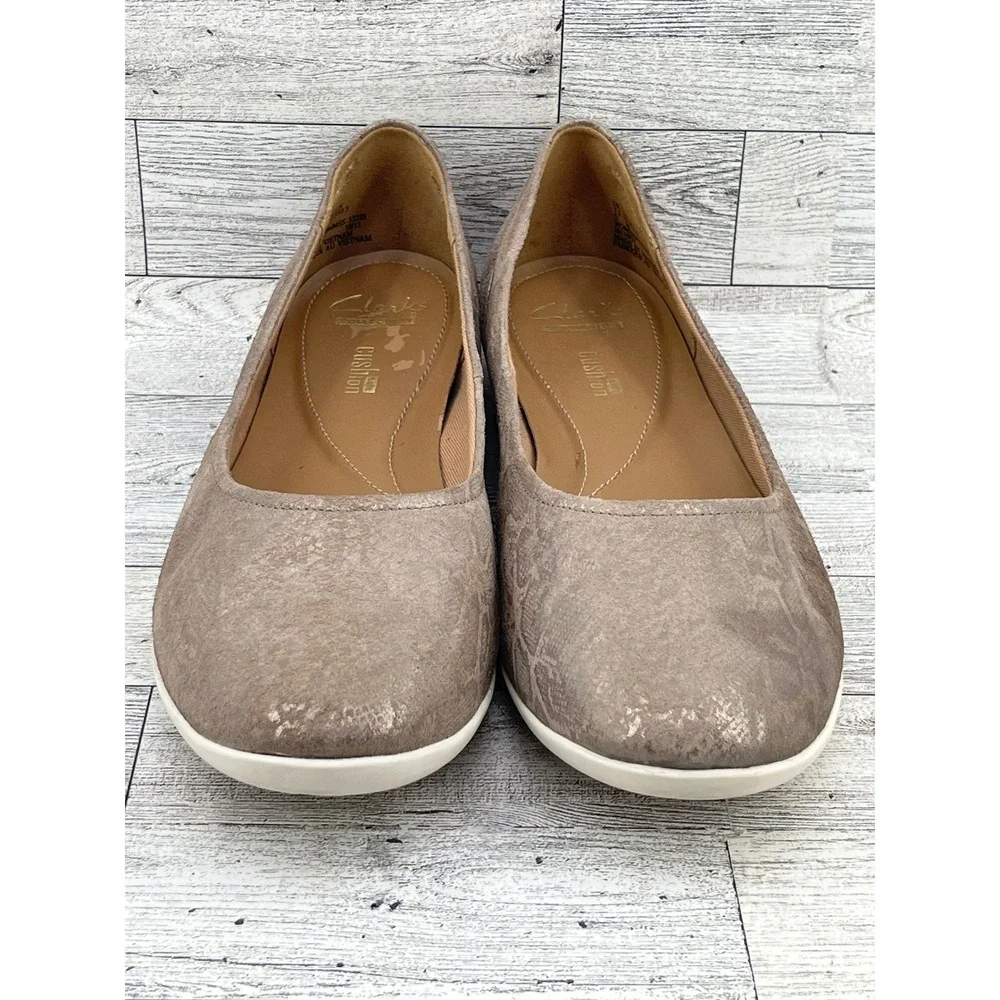 Clarks Collection Soft Cushion Metallic Taupe Textured Ballet Flats Shoes Sz 10M